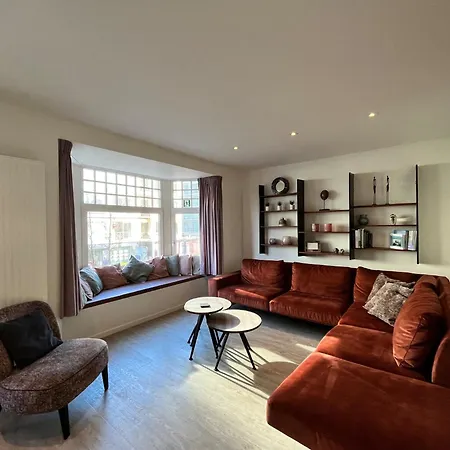 Near The 尼乌波特